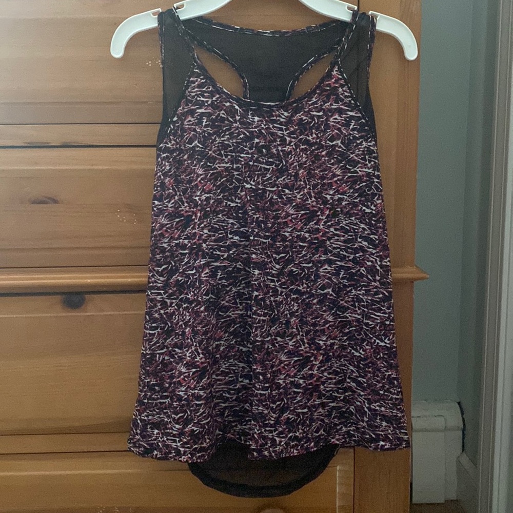Lululemon tank